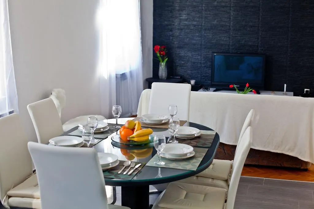 Apartments Erceg contacts