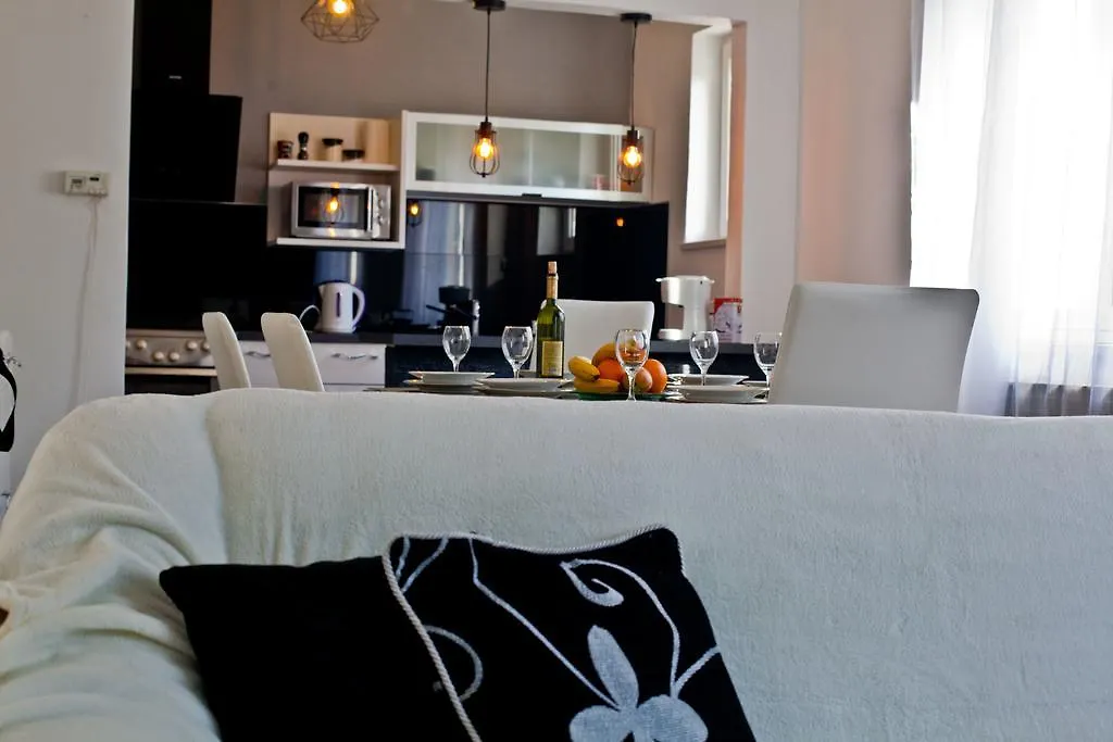 Apartments Erceg Trogir