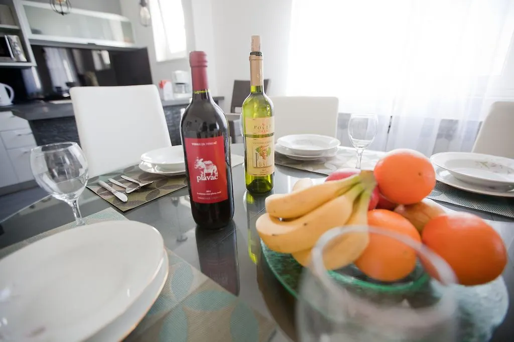 Apartments Erceg Trogir