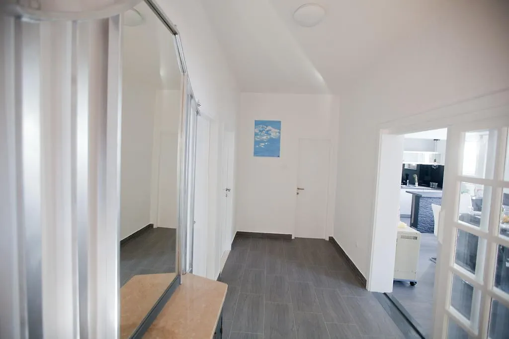 Apartments Erceg Trogir Croatia