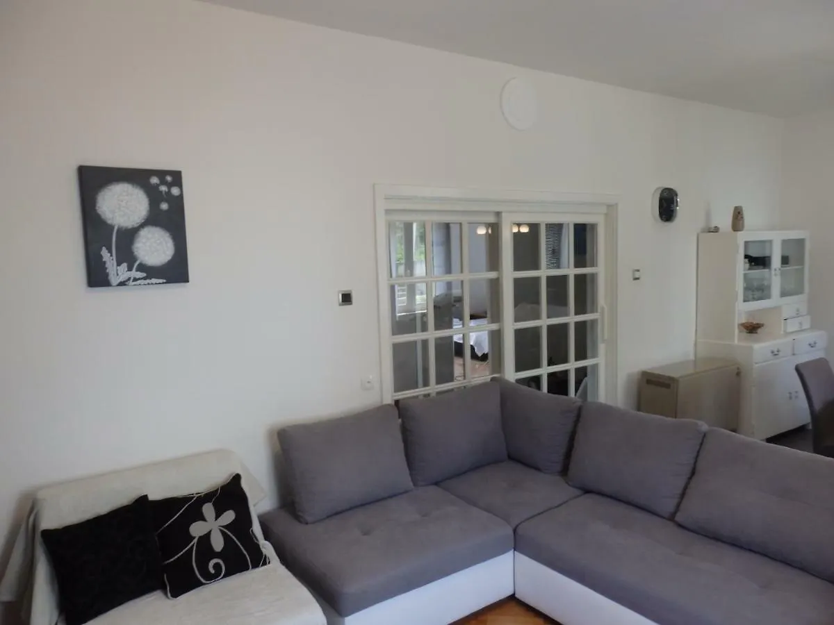 Apartments Erceg Trogir Croatia
