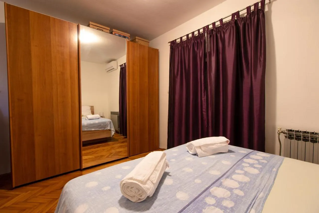 Apartments Erceg Trogir 0*,  Croatia